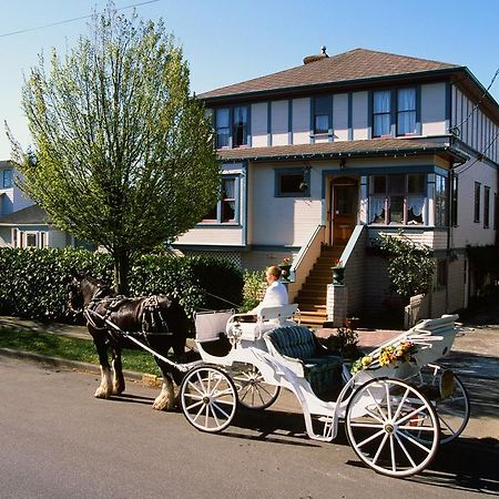 Marketa'S Bed And Breakfast Виктория Екстериор снимка